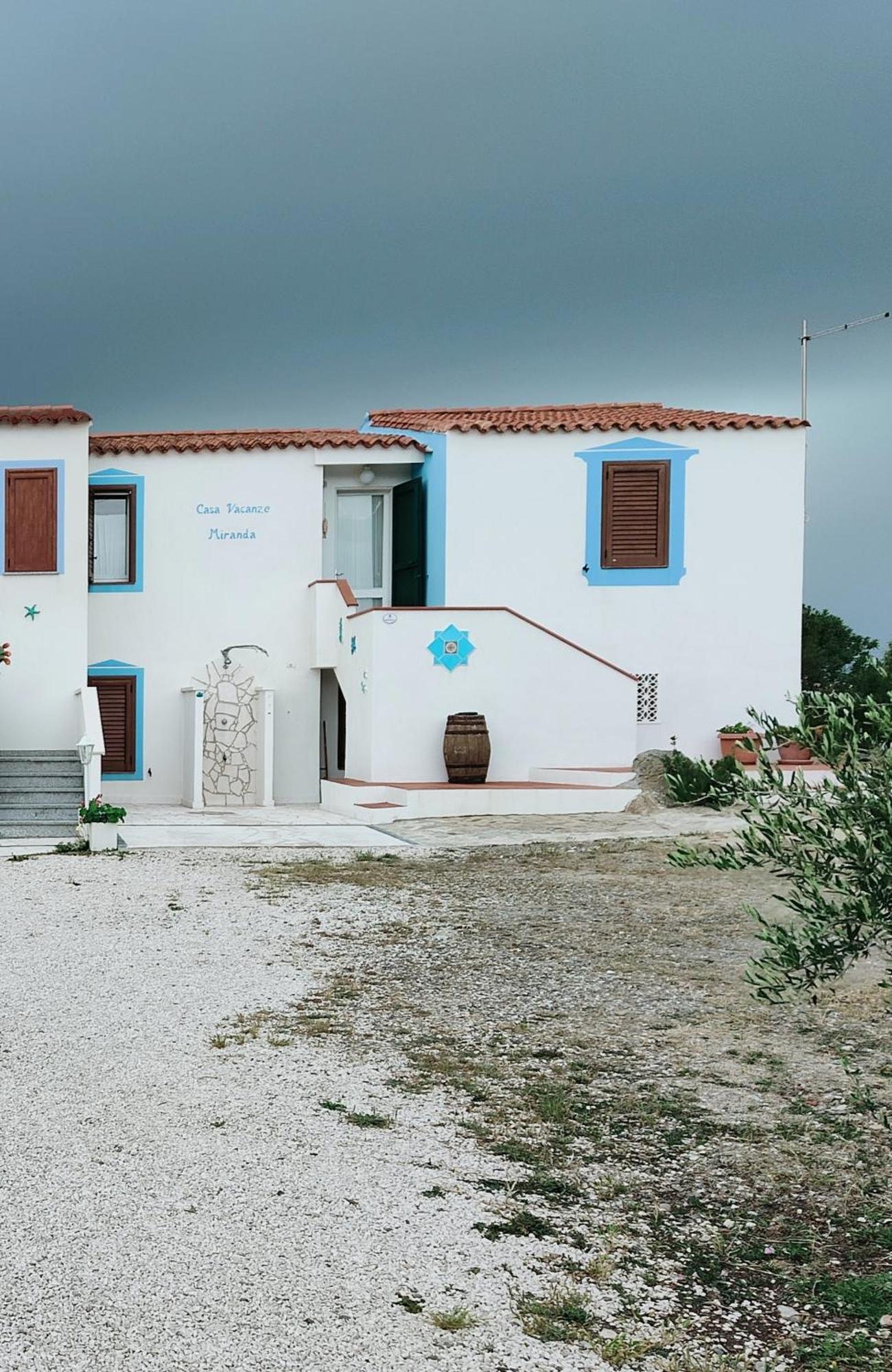 Casa Vacanze Miranda Torre dei Corsari Exterior foto